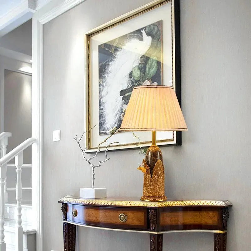 Royal Marble Column Villa Copper Lamp.